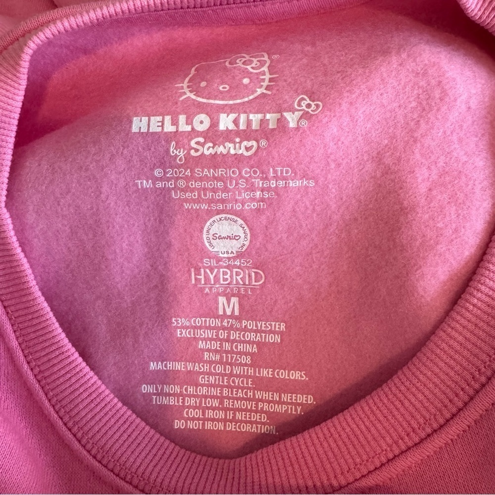 NWT Hello Kitty Christmas Sweatshirt - Picture 5 of 6